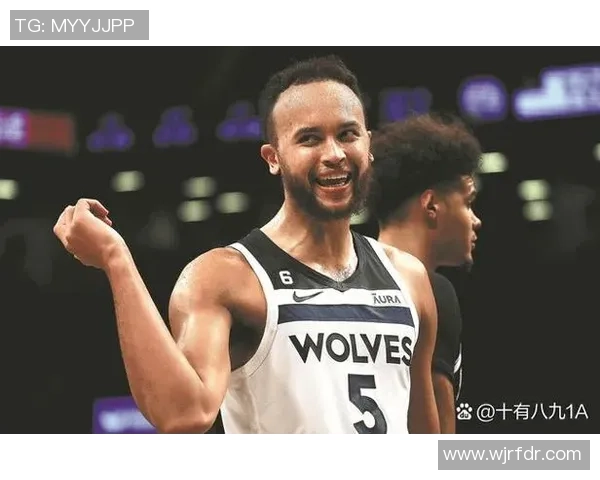 南京篮球队实力之争引发热议球迷观点各异引发广泛讨论 南京篮球队实力之争引发热议球迷观点各异引发广泛讨论